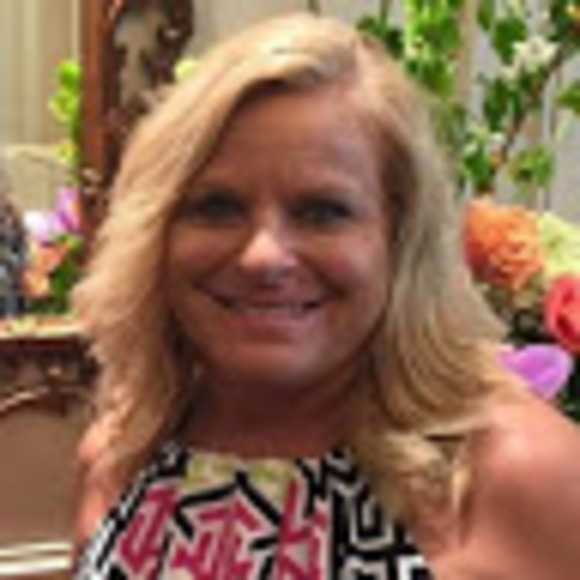 Meet your Posher, Maria - Picture 1 of 1